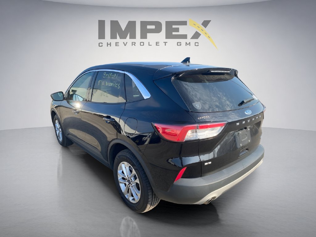 Used 2020 Ford Escape SE AWD/4WD image 3