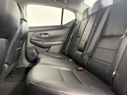 Used 2025 Nissan Sentra SR w/ SR Premium Package FWD image 13
