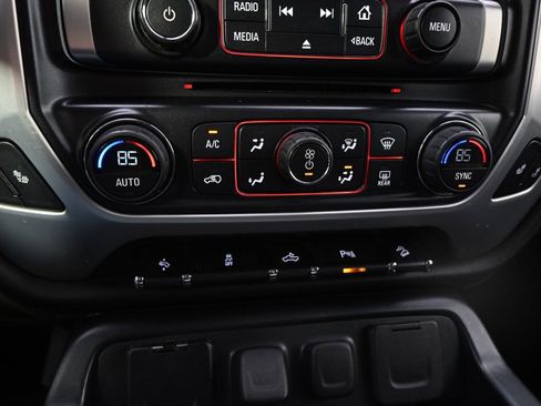 Used 2016 GMC Sierra 1500 SLE w/ SLE Value Package AWD/4WD image 32