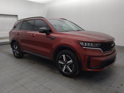 Used 2022 Kia Sorento S image 11