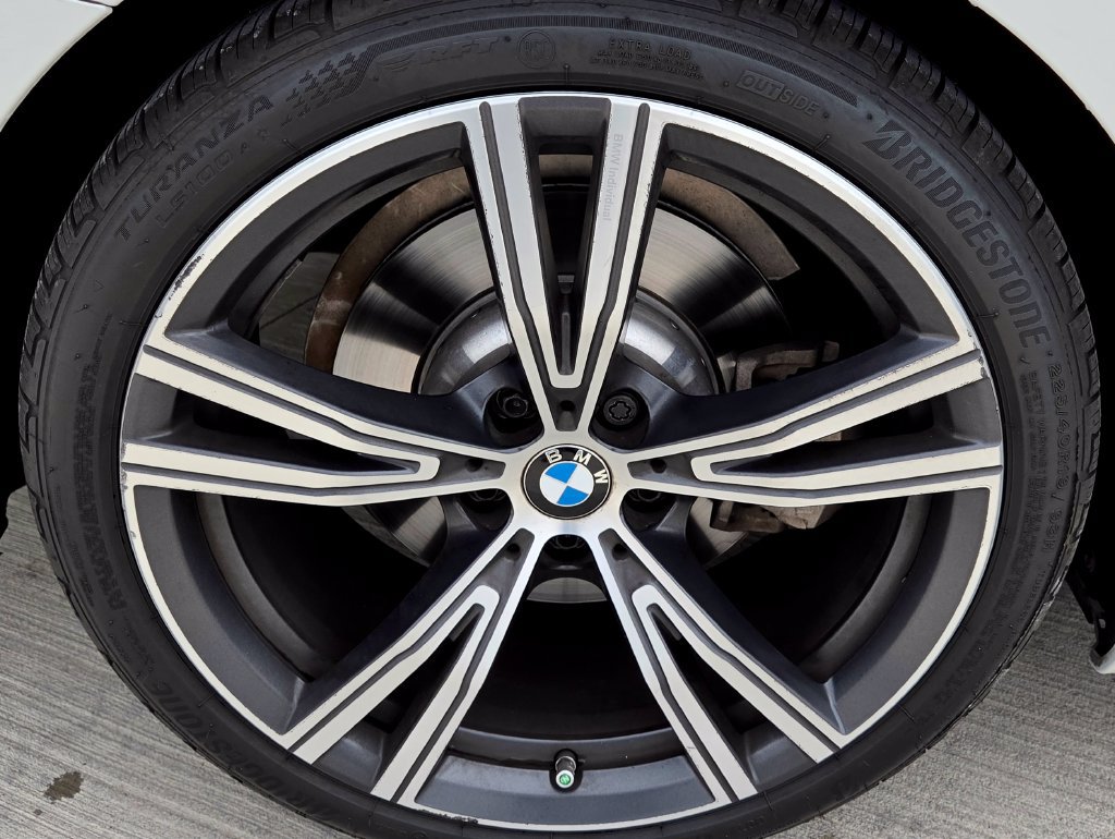 Used 2023 BMW 430i Coupe w/ Convenience Package RWD image 10