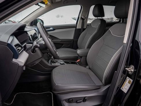 Used 2023 Volkswagen Taos SE image 21