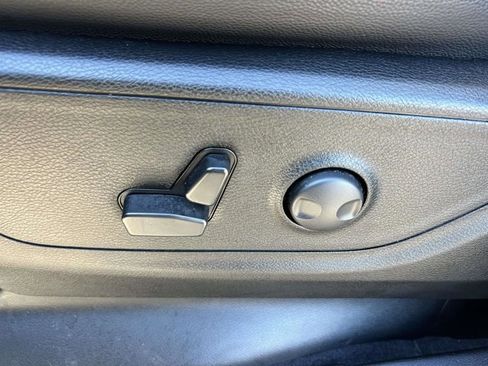 Used 2025 RAM 1500 Big Horn image 17