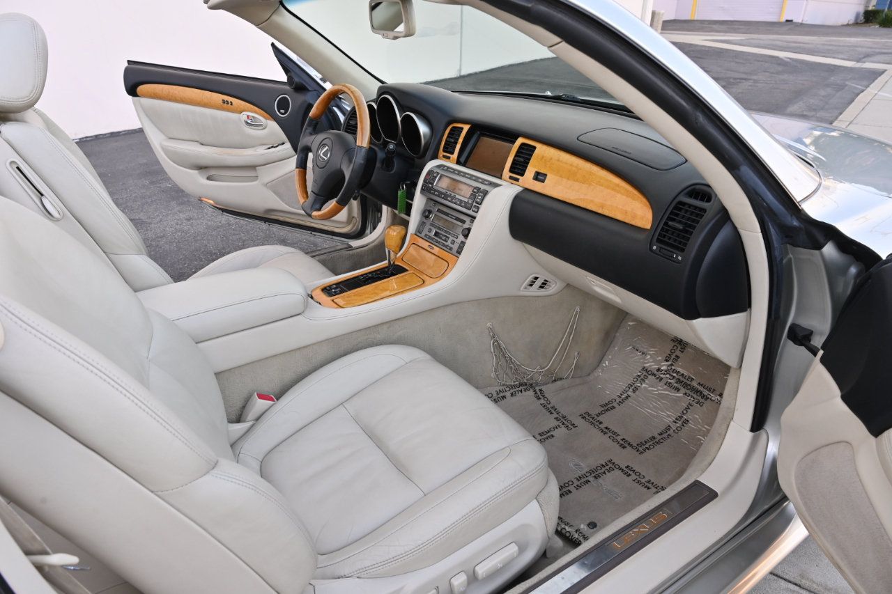 Used 2002 Lexus SC 430 Convertible RWD image 13