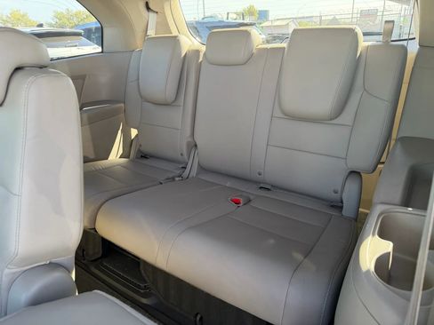 Used 2015 Honda Odyssey EX-L image 16