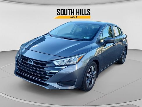 Used 2025 Nissan Versa SV w/ Trunk Package FWD image 1