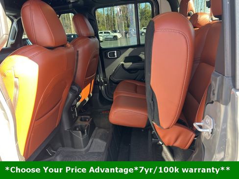 Certified 2022 Jeep Gladiator Willys image 39