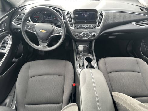 Used 2024 Chevrolet Malibu LT image 22