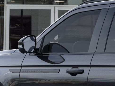 New 2026 Lincoln Navigator Reserve w/ Jet Appearance Package AWD/4WD image 20
