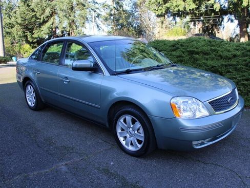 Used 2005 Ford Five Hundred SEL image 2