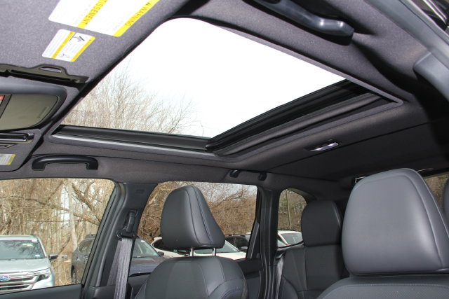 Used 2025 Subaru Forester Limited AWD/4WD image 18