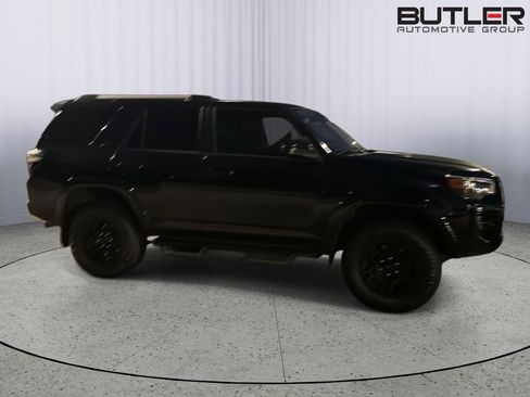 Used 2023 Toyota 4Runner SR5 RWD image 6