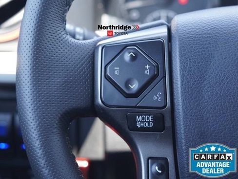 Used 2018 Toyota Tacoma TRD Sport w/ Technology Package RWD image 28