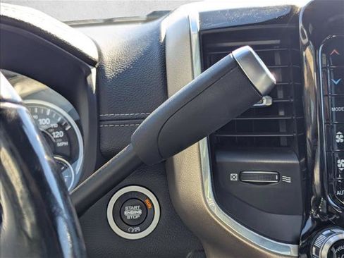 Used 2019 RAM 3500 Laramie AWD/4WD image 11