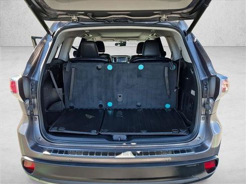Used 2014 Toyota Highlander Limited Platinum AWD/4WD image 6