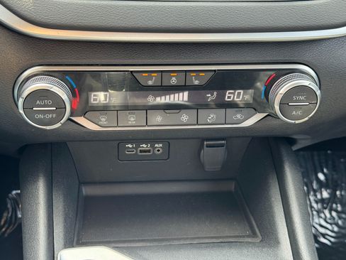 Used 2019 Nissan Altima 2.5 SV FWD image 25