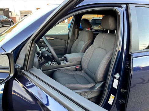 New 2025 Honda Pilot Sport image 11