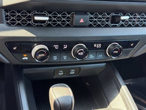Used 2025 Honda Accord SE image 18