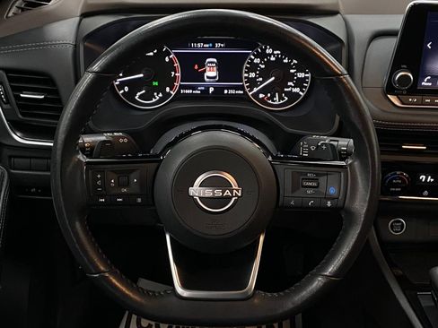 Used 2023 Nissan Rogue SV w/ SV Premium B Package image 16