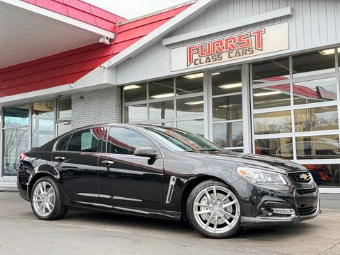 Used 2014 Chevrolet SS image 1