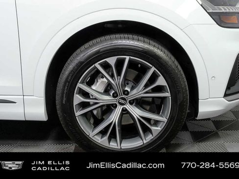 Used 2021 Audi Q8 Premium Plus w/ Premium Plus Package AWD/4WD image 40