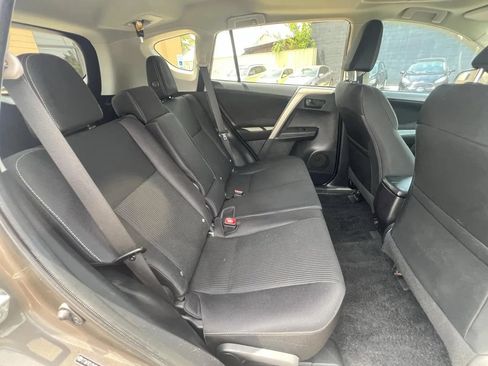 Used 2013 Toyota RAV4 XLE FWD image 34