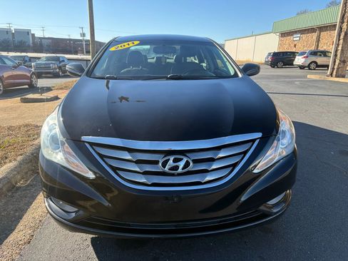 Used 2011 Hyundai Sonata SE image 2