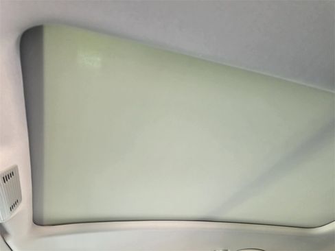 New 2026 Volkswagen Atlas SE image 17