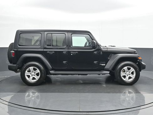 Used 2021 Jeep Wrangler Unlimited Sport image 7