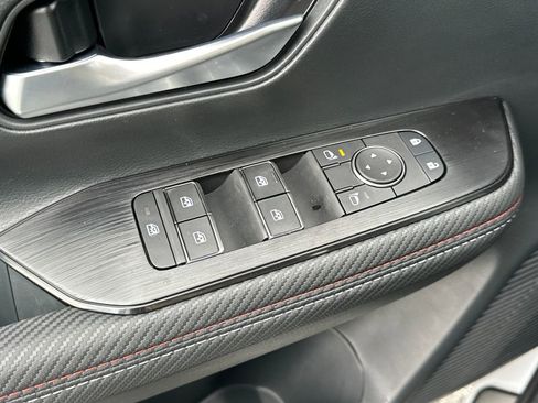 New 2026 Nissan Kicks SR w/ Illumination Package image 11