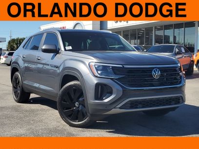 Used 2024 Volkswagen Atlas Cross Sport SE w/ Panoramic Sunroof Package