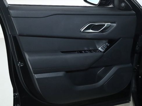 Certified 2025 Land Rover Range Rover Velar Dynamic SE image 31