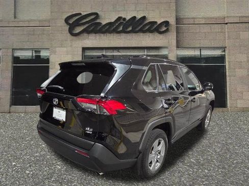 Used 2022 Toyota RAV4 XLE image 5
