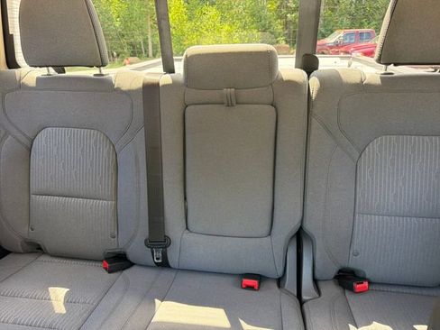 Used 2019 RAM 1500 Big Horn AWD/4WD image 23