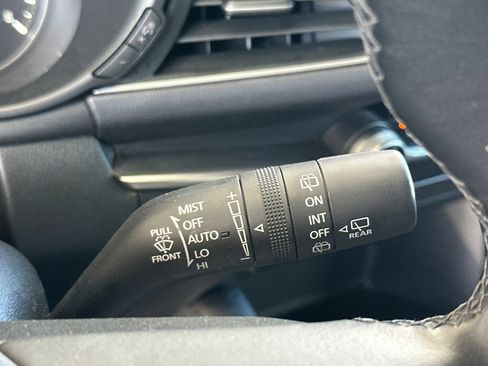 Used 2025 MAZDA MAZDA3 s Sport FWD image 39