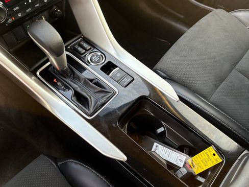 Used 2025 Mitsubishi Eclipse Cross SE AWD/4WD image 20