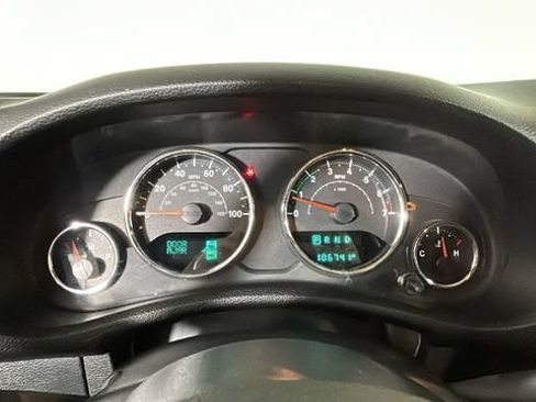 Used 2017 Jeep Wrangler Unlimited Sport AWD/4WD image 18