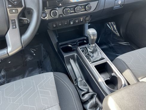 Used 2023 Toyota Tacoma TRD Sport w/ Advanced Technology Package AWD/4WD image 41