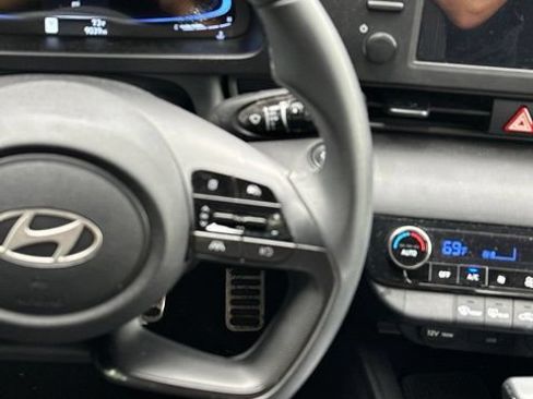 Certified 2025 Hyundai Elantra Sport FWD image 10