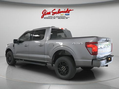 Used 2024 Ford F150 XLT w/ XLT Black Appearance Package AWD/4WD image 4