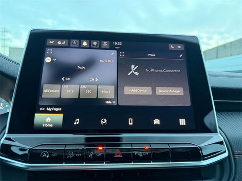 New 2026 Jeep Compass Trailhawk w/ Trailer Tow Group image 22