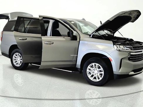 Used 2023 Chevrolet Tahoe LT AWD/4WD image 7