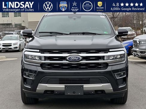 Used 2022 Ford Expedition Limited image 2