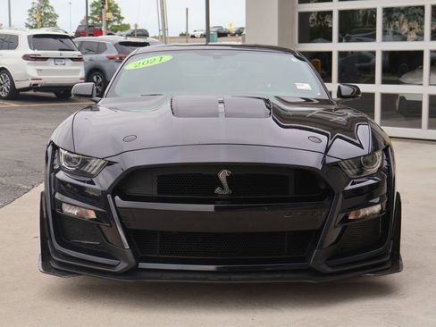 Used 2021 Ford Mustang Shelby GT500 w/ Technology Package RWD image 2