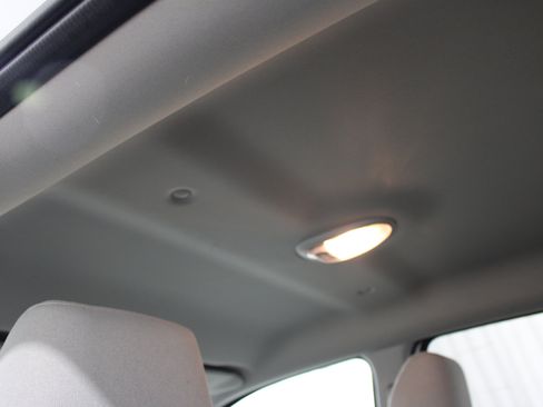 Used 2006 Chevrolet Equinox LT FWD image 17