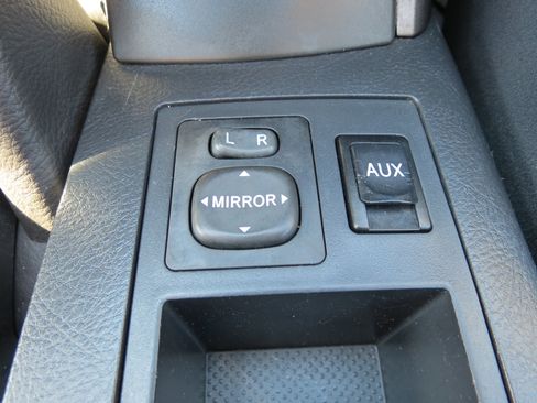 Used 2010 Toyota RAV4 Sport image 21
