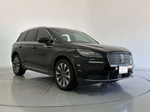 Used 2020 Lincoln Corsair Reserve w/ Elements Package FWD image 7
