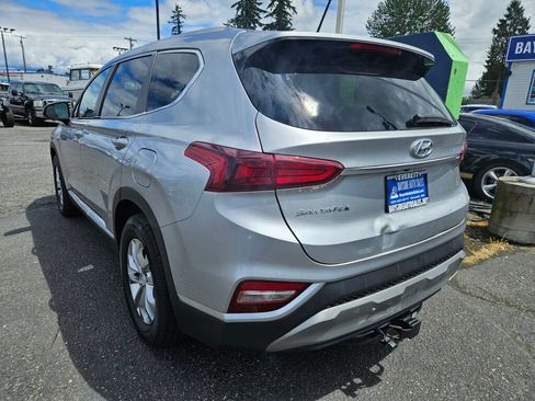 Used 2020 Hyundai Santa Fe SE FWD image 3