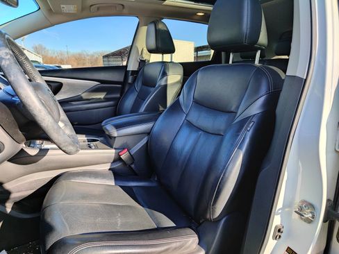 Used 2018 Nissan Murano Platinum image 10
