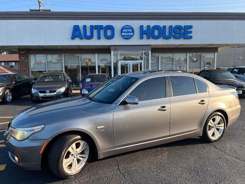 Used 2009 BMW 528i xDrive Sedan image 7